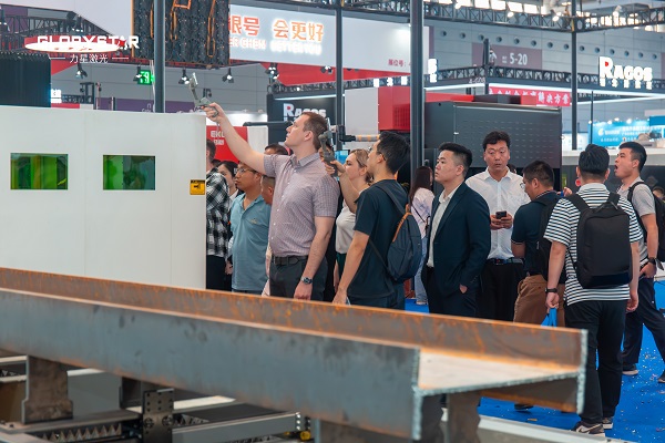NS-12020H 型鋼激光二次加工自動(dòng)化線(xiàn)首發(fā)成功，火爆熱銷(xiāo)！
